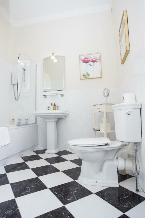 26 The Crescent - Guest House Ayr Luaran gambar